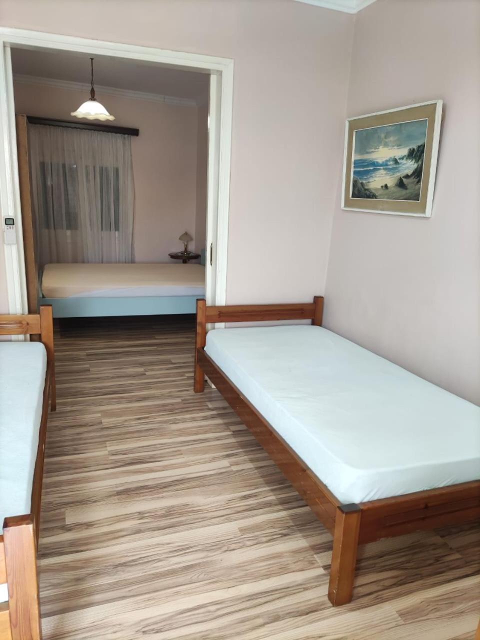 Sissy Apartment Vrahati Exterior foto
